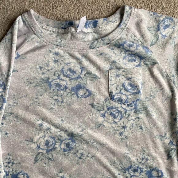 Flora Foral Fleece PJ Set - Picture 4 of 8